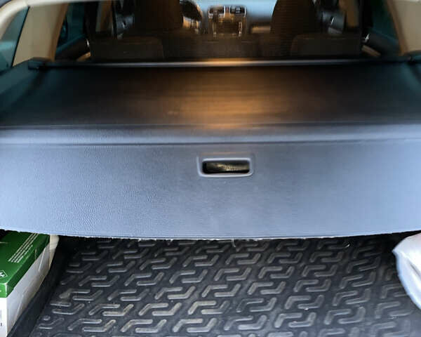 Коричневый Фольксваген Гольф, объемом двигателя 1.6 л и пробегом 313 тыс. км за 7600 $, фото 23 на Automoto.ua