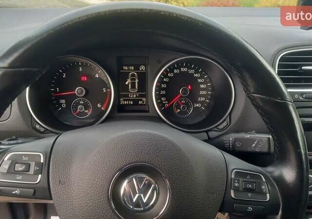Коричневый Фольксваген Гольф, объемом двигателя 1.6 л и пробегом 258 тыс. км за 8100 $, фото 5 на Automoto.ua