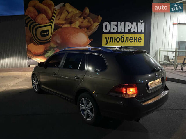 Коричневый Фольксваген Гольф, объемом двигателя 1.6 л и пробегом 313 тыс. км за 7600 $, фото 8 на Automoto.ua