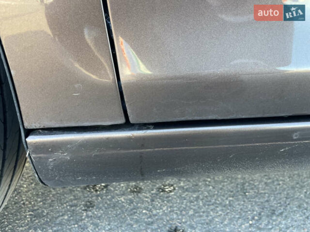 Коричневый Фольксваген Гольф, объемом двигателя 1.6 л и пробегом 241 тыс. км за 9390 $, фото 46 на Automoto.ua