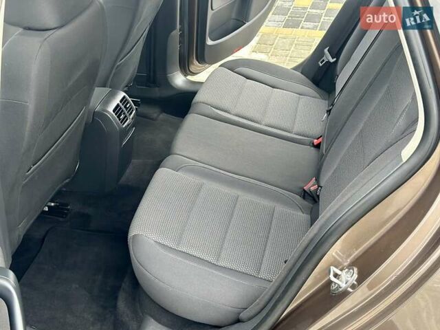 Коричневый Фольксваген Гольф, объемом двигателя 1.97 л и пробегом 237 тыс. км за 9850 $, фото 33 на Automoto.ua