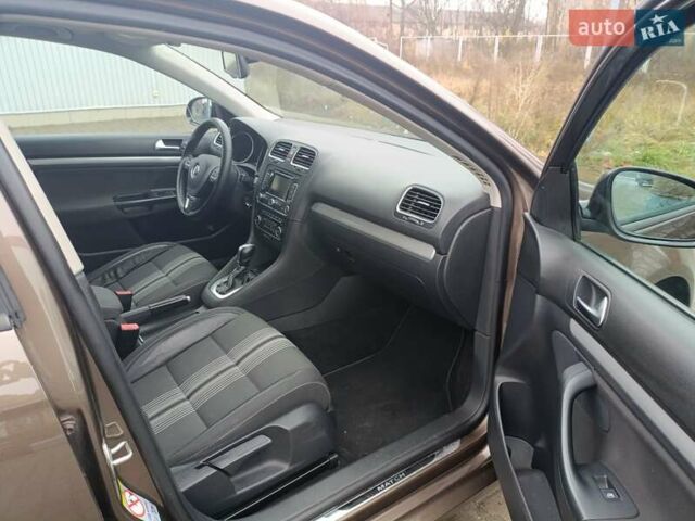 Коричневий Фольксваген Гольф, об'ємом двигуна 2 л та пробігом 233 тис. км за 11750 $, фото 12 на Automoto.ua