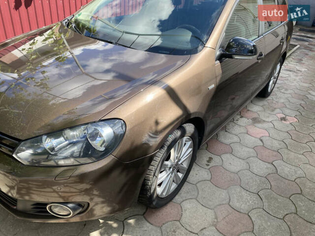 Коричневый Фольксваген Гольф, объемом двигателя 1.6 л и пробегом 200 тыс. км за 8555 $, фото 47 на Automoto.ua