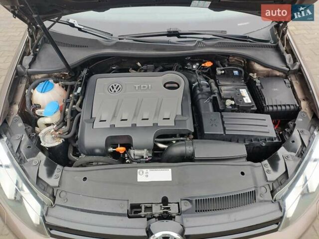 Коричневий Фольксваген Гольф, об'ємом двигуна 2 л та пробігом 233 тис. км за 11750 $, фото 21 на Automoto.ua