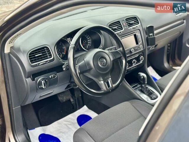 Коричневый Фольксваген Гольф, объемом двигателя 1.97 л и пробегом 237 тыс. км за 9850 $, фото 15 на Automoto.ua