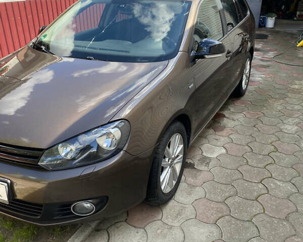 Коричневый Фольксваген Гольф, объемом двигателя 1.6 л и пробегом 200 тыс. км за 8555 $, фото 43 на Automoto.ua