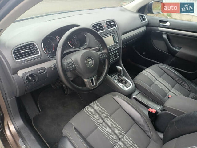 Коричневий Фольксваген Гольф, об'ємом двигуна 2 л та пробігом 233 тис. км за 11750 $, фото 8 на Automoto.ua