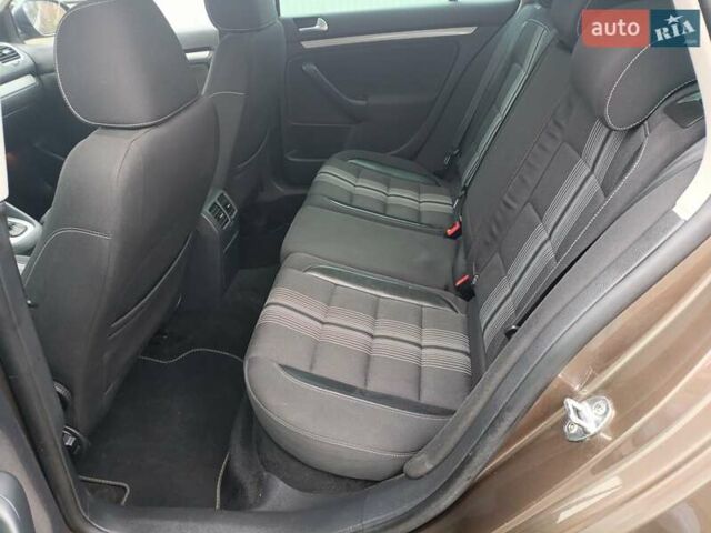 Коричневий Фольксваген Гольф, об'ємом двигуна 2 л та пробігом 233 тис. км за 11750 $, фото 14 на Automoto.ua