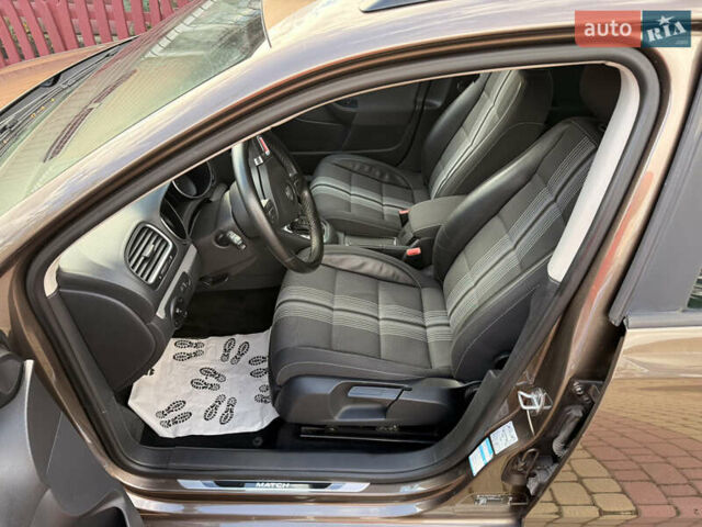 Коричневий Фольксваген Гольф, об'ємом двигуна 1.6 л та пробігом 189 тис. км за 11300 $, фото 17 на Automoto.ua