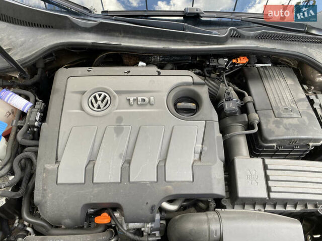 Коричневый Фольксваген Гольф, объемом двигателя 1.6 л и пробегом 200 тыс. км за 8555 $, фото 41 на Automoto.ua