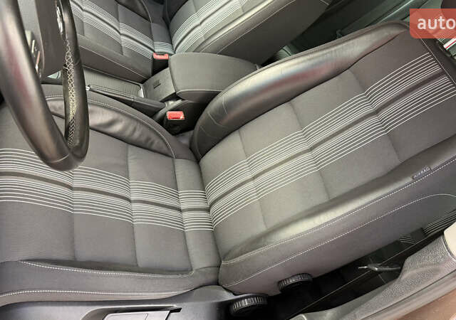 Коричневий Фольксваген Гольф, об'ємом двигуна 1.6 л та пробігом 189 тис. км за 11300 $, фото 21 на Automoto.ua