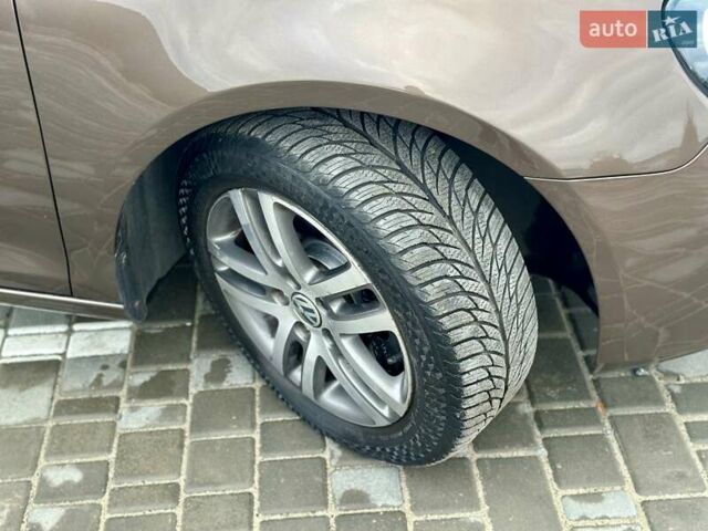 Коричневый Фольксваген Гольф, объемом двигателя 1.97 л и пробегом 237 тыс. км за 9850 $, фото 48 на Automoto.ua