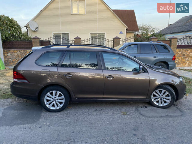 Коричневый Фольксваген Гольф, объемом двигателя 1.6 л и пробегом 200 тыс. км за 8555 $, фото 50 на Automoto.ua