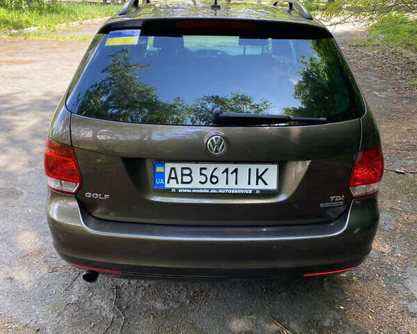 Коричневый Фольксваген Гольф, объемом двигателя 1.6 л и пробегом 200 тыс. км за 8555 $, фото 3 на Automoto.ua