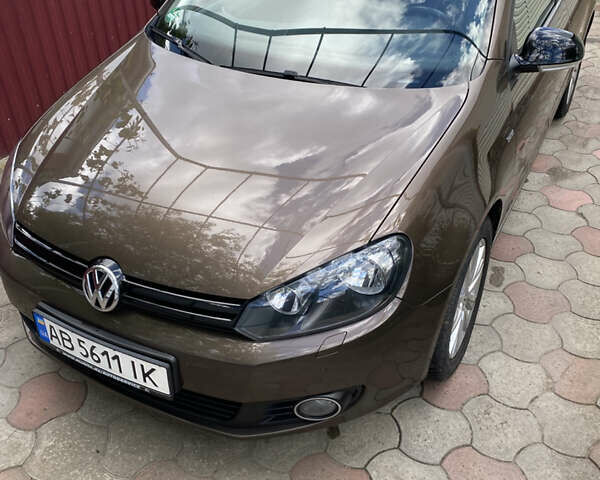 Коричневый Фольксваген Гольф, объемом двигателя 1.6 л и пробегом 200 тыс. км за 8555 $, фото 18 на Automoto.ua