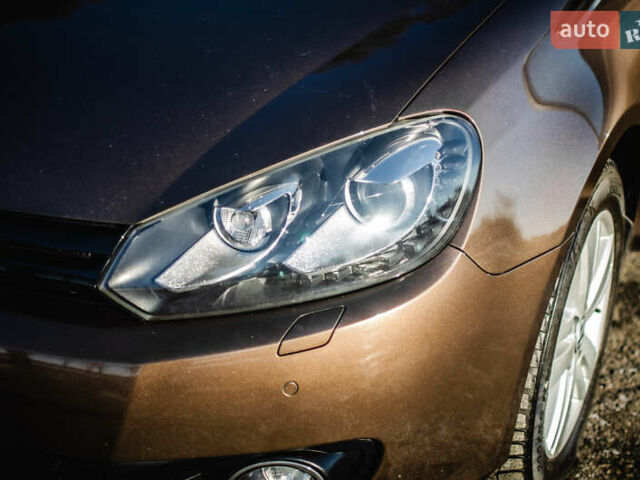 Коричневый Фольксваген Гольф, объемом двигателя 2 л и пробегом 233 тыс. км за 11700 $, фото 28 на Automoto.ua