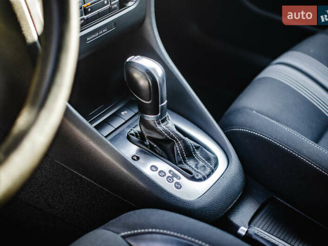 Коричневый Фольксваген Гольф, объемом двигателя 2 л и пробегом 233 тыс. км за 11700 $, фото 42 на Automoto.ua