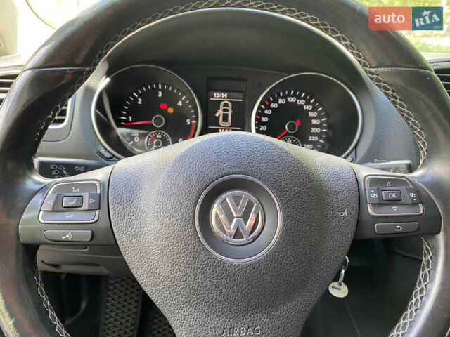 Коричневый Фольксваген Гольф, объемом двигателя 1.6 л и пробегом 200 тыс. км за 8555 $, фото 12 на Automoto.ua