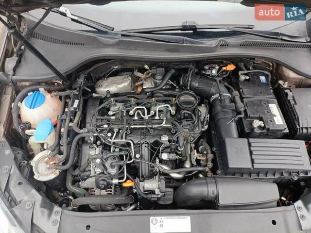 Коричневий Фольксваген Гольф, об'ємом двигуна 2 л та пробігом 233 тис. км за 11750 $, фото 26 на Automoto.ua