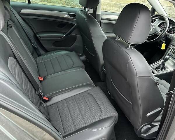 Коричневый Фольксваген Гольф, объемом двигателя 1.6 л и пробегом 249 тыс. км за 11550 $, фото 35 на Automoto.ua