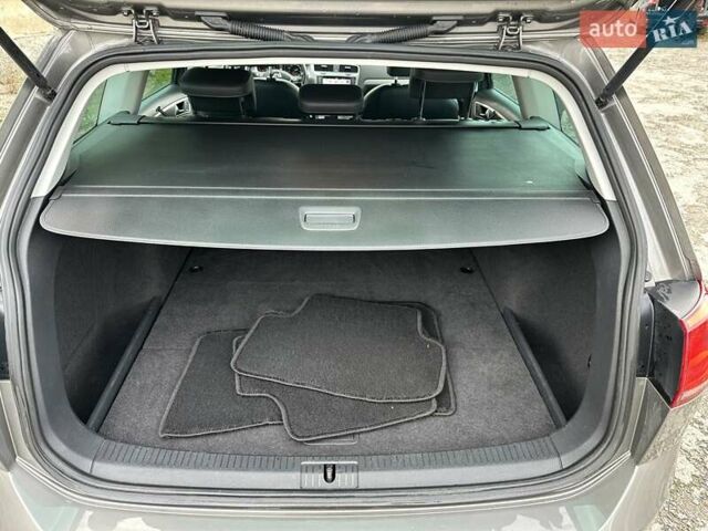 Коричневый Фольксваген Гольф, объемом двигателя 1.6 л и пробегом 249 тыс. км за 11550 $, фото 29 на Automoto.ua