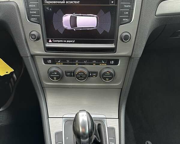 Коричневый Фольксваген Гольф, объемом двигателя 1.6 л и пробегом 249 тыс. км за 11550 $, фото 24 на Automoto.ua