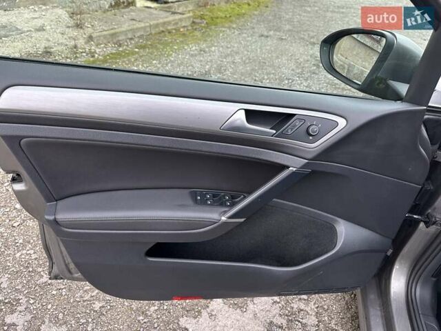 Коричневый Фольксваген Гольф, объемом двигателя 1.6 л и пробегом 249 тыс. км за 11550 $, фото 20 на Automoto.ua