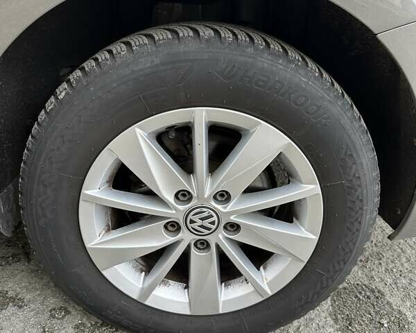 Коричневый Фольксваген Гольф, объемом двигателя 1.6 л и пробегом 249 тыс. км за 11550 $, фото 25 на Automoto.ua