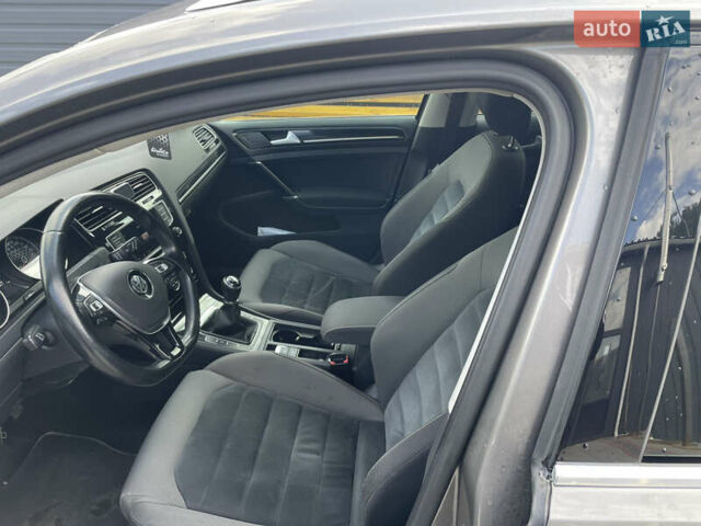 Коричневий Фольксваген Гольф, об'ємом двигуна 1.6 л та пробігом 310 тис. км за 9400 $, фото 10 на Automoto.ua