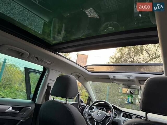 Коричневий Фольксваген Гольф, об'ємом двигуна 1.6 л та пробігом 201 тис. км за 11890 $, фото 67 на Automoto.ua