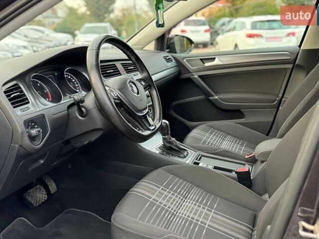 Коричневий Фольксваген Гольф, об'ємом двигуна 1.6 л та пробігом 201 тис. км за 11890 $, фото 53 на Automoto.ua