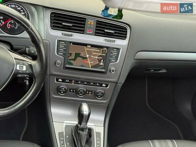 Коричневий Фольксваген Гольф, об'ємом двигуна 1.6 л та пробігом 201 тис. км за 11890 $, фото 47 на Automoto.ua