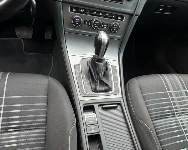 Коричневий Фольксваген Гольф, об'ємом двигуна 1.6 л та пробігом 201 тис. км за 11890 $, фото 50 на Automoto.ua