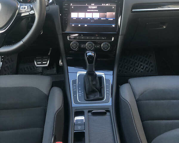 Коричневый Фольксваген Гольф, объемом двигателя 2 л и пробегом 240 тыс. км за 15950 $, фото 30 на Automoto.ua