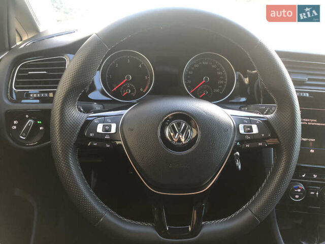 Коричневый Фольксваген Гольф, объемом двигателя 2 л и пробегом 240 тыс. км за 15950 $, фото 48 на Automoto.ua