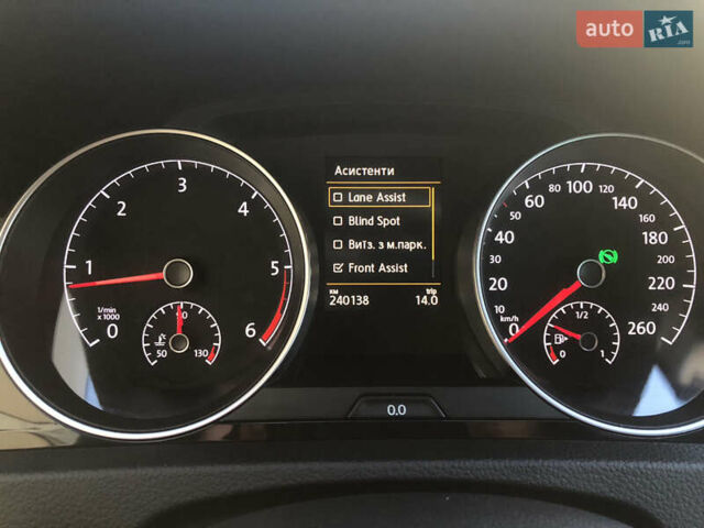 Коричневый Фольксваген Гольф, объемом двигателя 2 л и пробегом 240 тыс. км за 15950 $, фото 40 на Automoto.ua