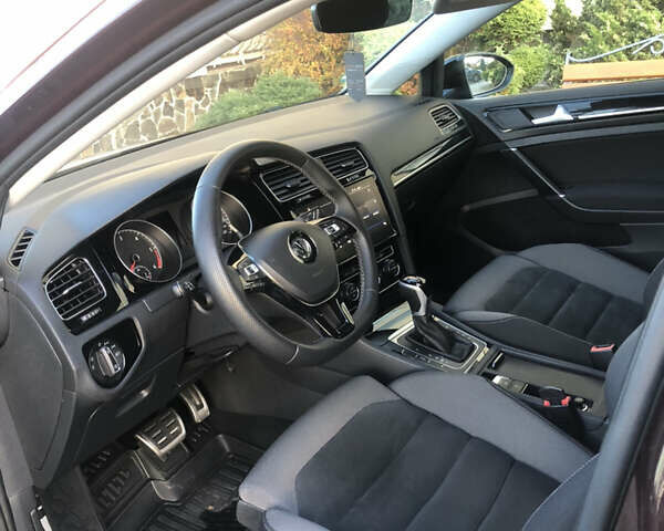 Коричневый Фольксваген Гольф, объемом двигателя 2 л и пробегом 240 тыс. км за 15950 $, фото 32 на Automoto.ua