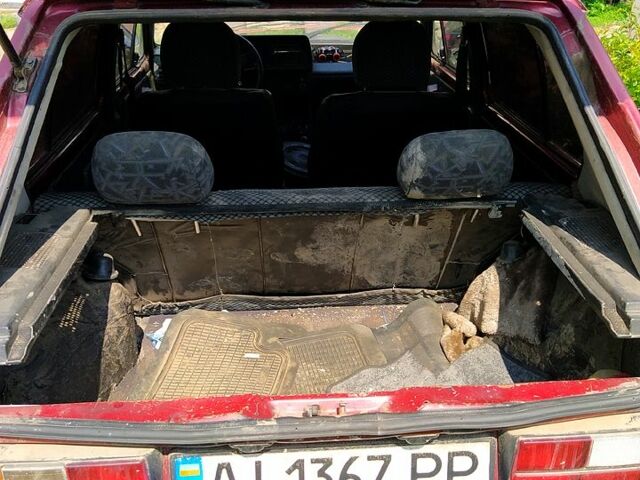 Красный Фольксваген Гольф, объемом двигателя 1.1 л и пробегом 0 тыс. км за 600 $, фото 1 на Automoto.ua