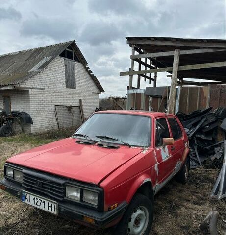 Червоний Фольксваген Гольф, об'ємом двигуна 1.6 л та пробігом 200 тис. км за 296 $, фото 1 на Automoto.ua