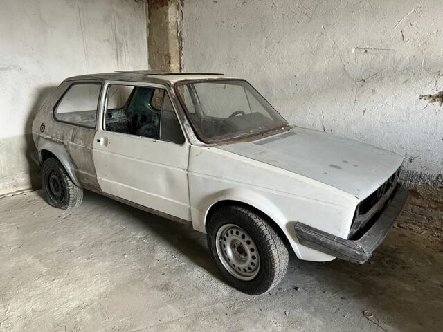 Червоний Фольксваген Гольф, об'ємом двигуна 1.6 л та пробігом 50 тис. км за 574 $, фото 1 на Automoto.ua