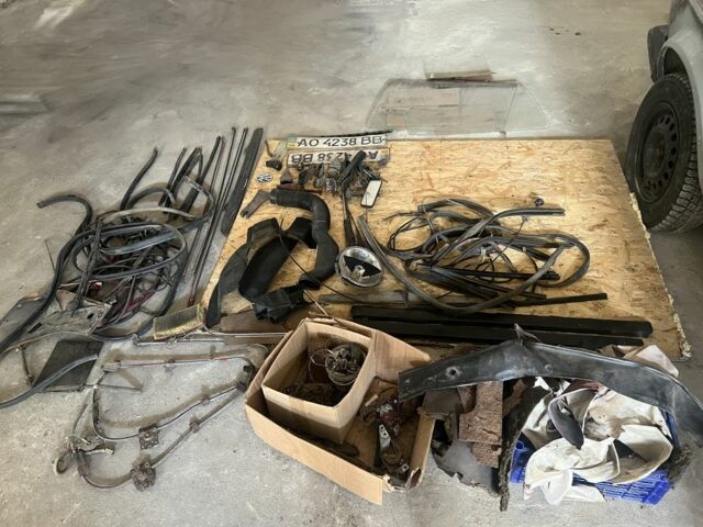 Червоний Фольксваген Гольф, об'ємом двигуна 1.6 л та пробігом 50 тис. км за 574 $, фото 4 на Automoto.ua