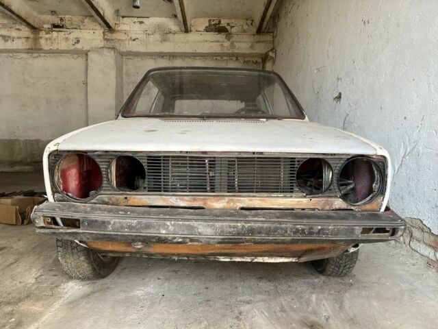 Червоний Фольксваген Гольф, об'ємом двигуна 1.6 л та пробігом 50 тис. км за 574 $, фото 2 на Automoto.ua