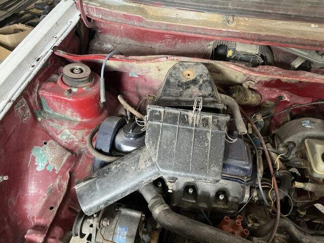 Червоний Фольксваген Гольф, об'ємом двигуна 1.6 л та пробігом 50 тис. км за 574 $, фото 3 на Automoto.ua