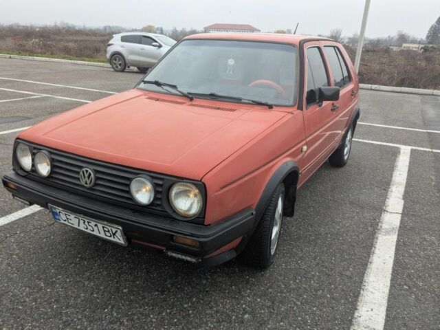 Красный Фольксваген Гольф, объемом двигателя 1.6 л и пробегом 300 тыс. км за 1400 $, фото 1 на Automoto.ua