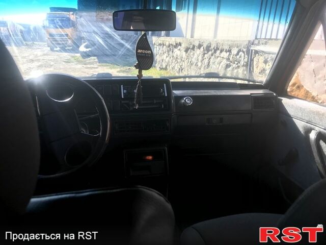 Червоний Фольксваген Гольф, об'ємом двигуна 1.8 л та пробігом 0 тис. км за 600 $, фото 3 на Automoto.ua