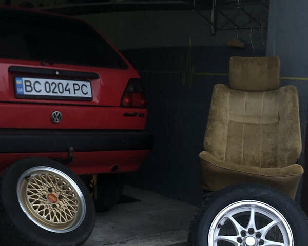 Червоний Фольксваген Гольф, об'ємом двигуна 1.6 л та пробігом 357 тис. км за 2800 $, фото 28 на Automoto.ua