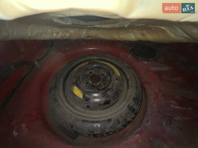 Червоний Фольксваген Гольф, об'ємом двигуна 1.6 л та пробігом 357 тис. км за 2800 $, фото 29 на Automoto.ua