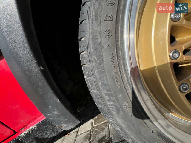 Червоний Фольксваген Гольф, об'ємом двигуна 1.6 л та пробігом 357 тис. км за 2800 $, фото 9 на Automoto.ua