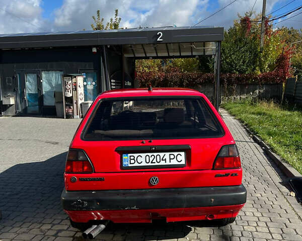 Червоний Фольксваген Гольф, об'ємом двигуна 1.6 л та пробігом 357 тис. км за 2800 $, фото 4 на Automoto.ua