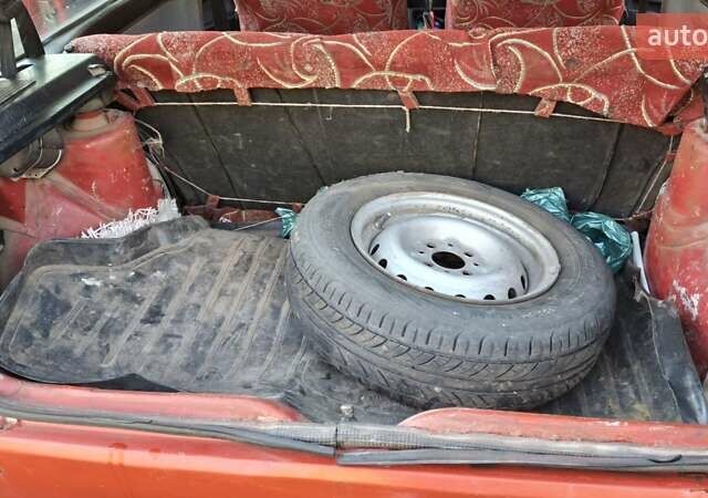 Красный Фольксваген Гольф, объемом двигателя 1.27 л и пробегом 436 тыс. км за 1100 $, фото 10 на Automoto.ua